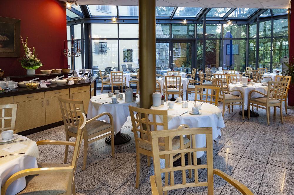 Schloßhotel Althörnitz 3*